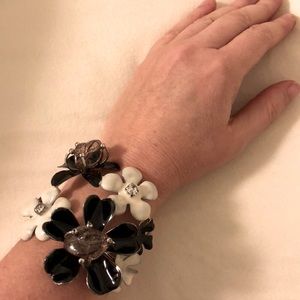 Retro flower cuff bracelet